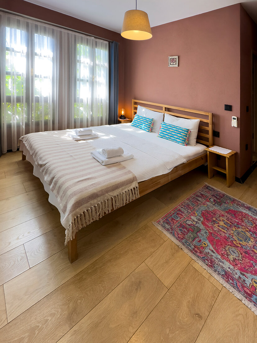 Room 1 (Standard Double Size)